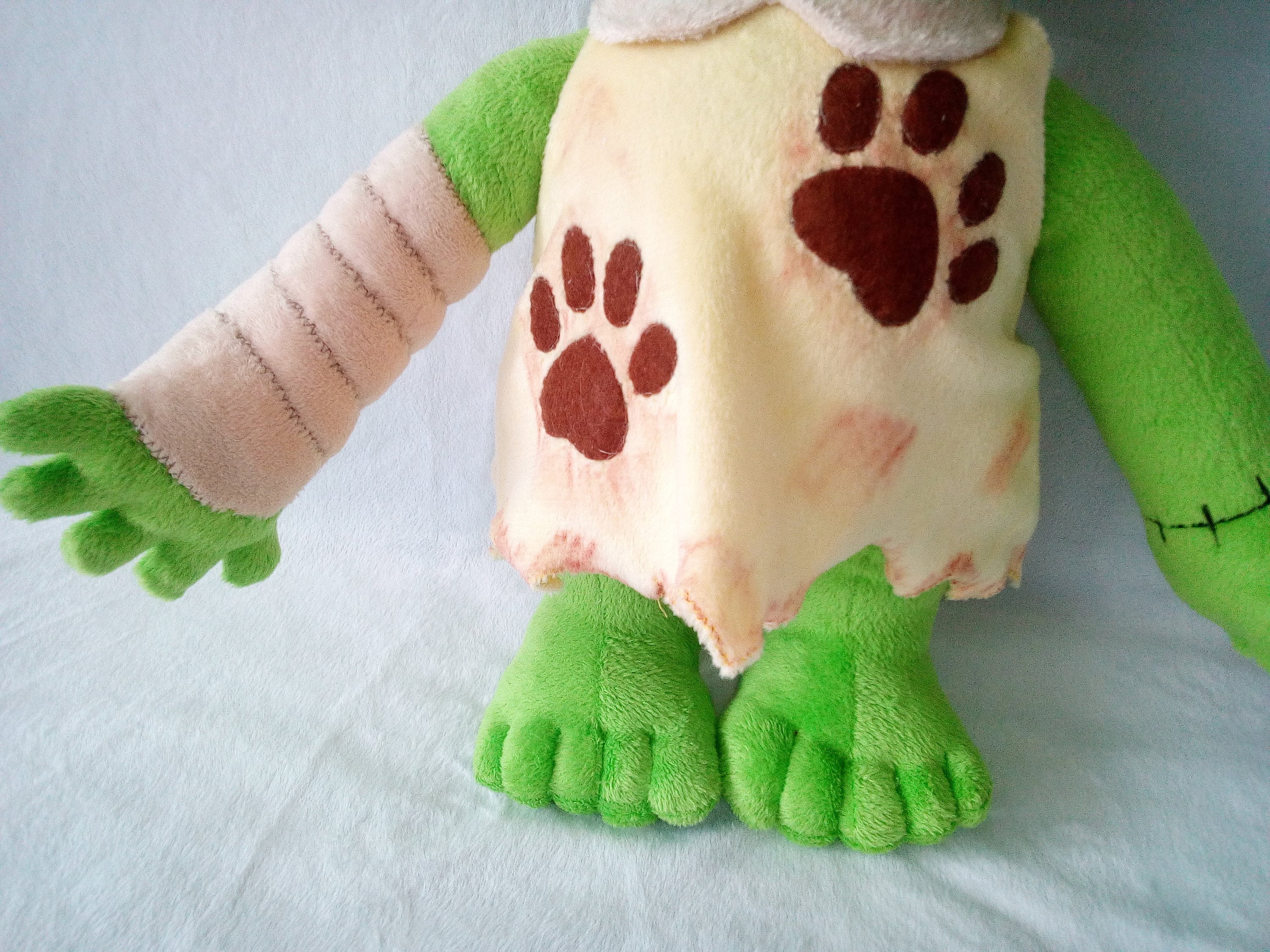 Zizi from Spokiz Zombie Plush Toy 14,9″ (38 cm)