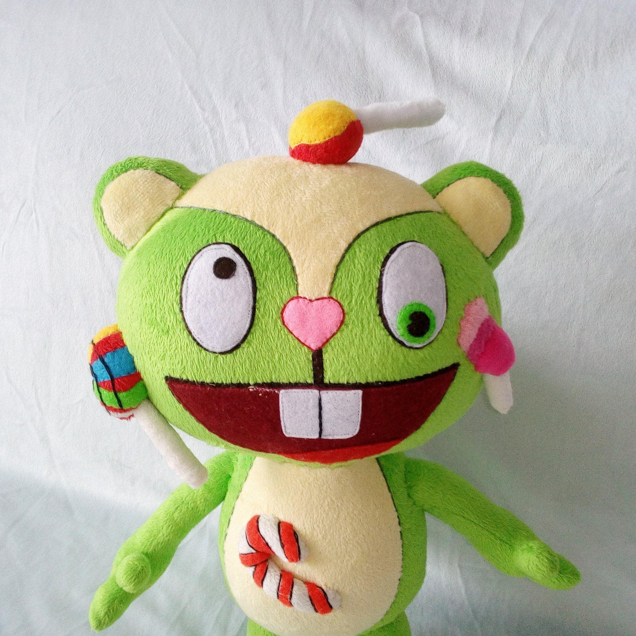 Nutty from the series Happy Tree Friends 15,7" (40 cm) Plush Toy Lime squirrel False Alarm Deadeye Derby