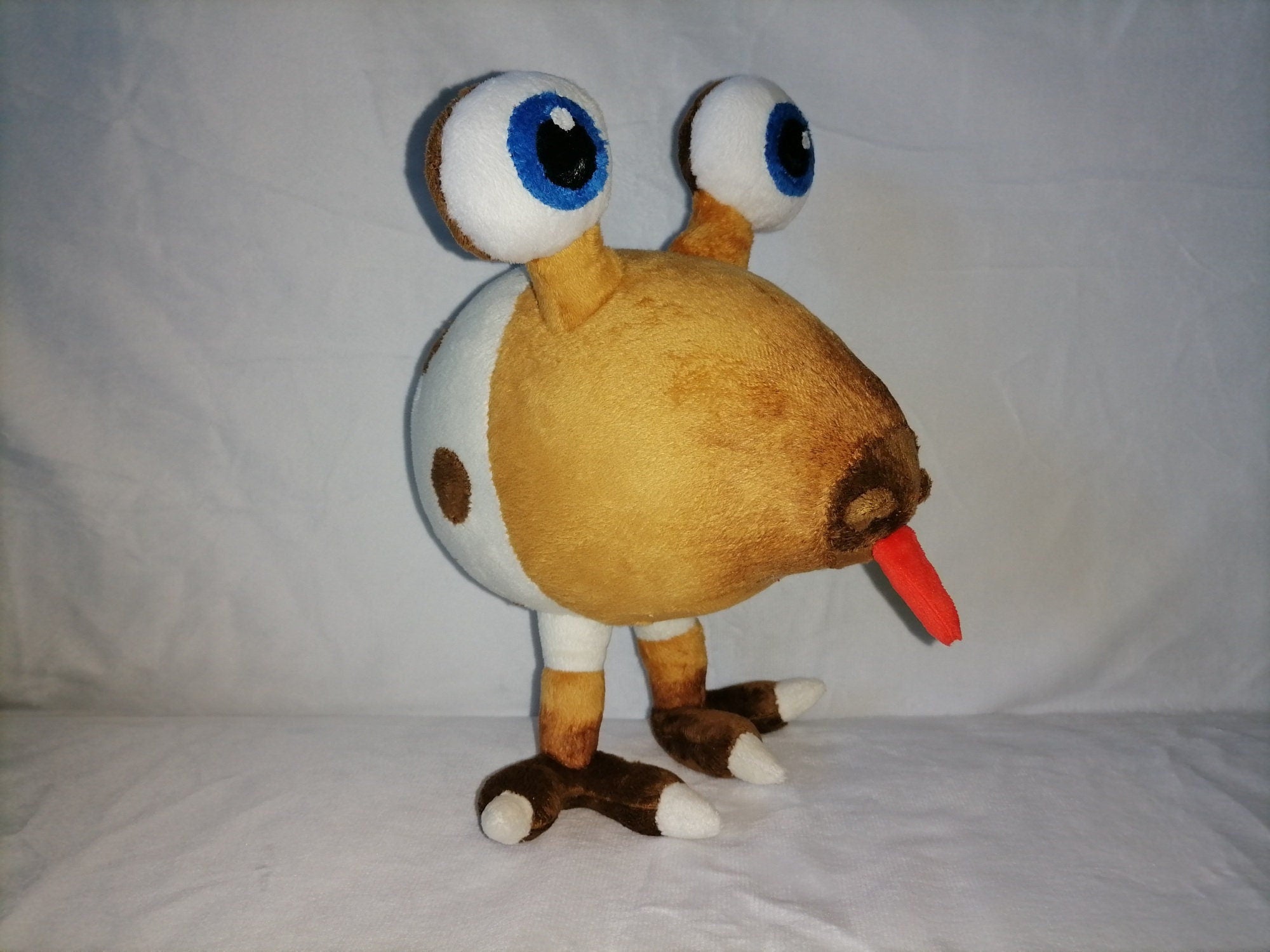 Whiptongue Bulborb from Pikmin 3 height 11,8' (30 cm) Handmade Plush Toy