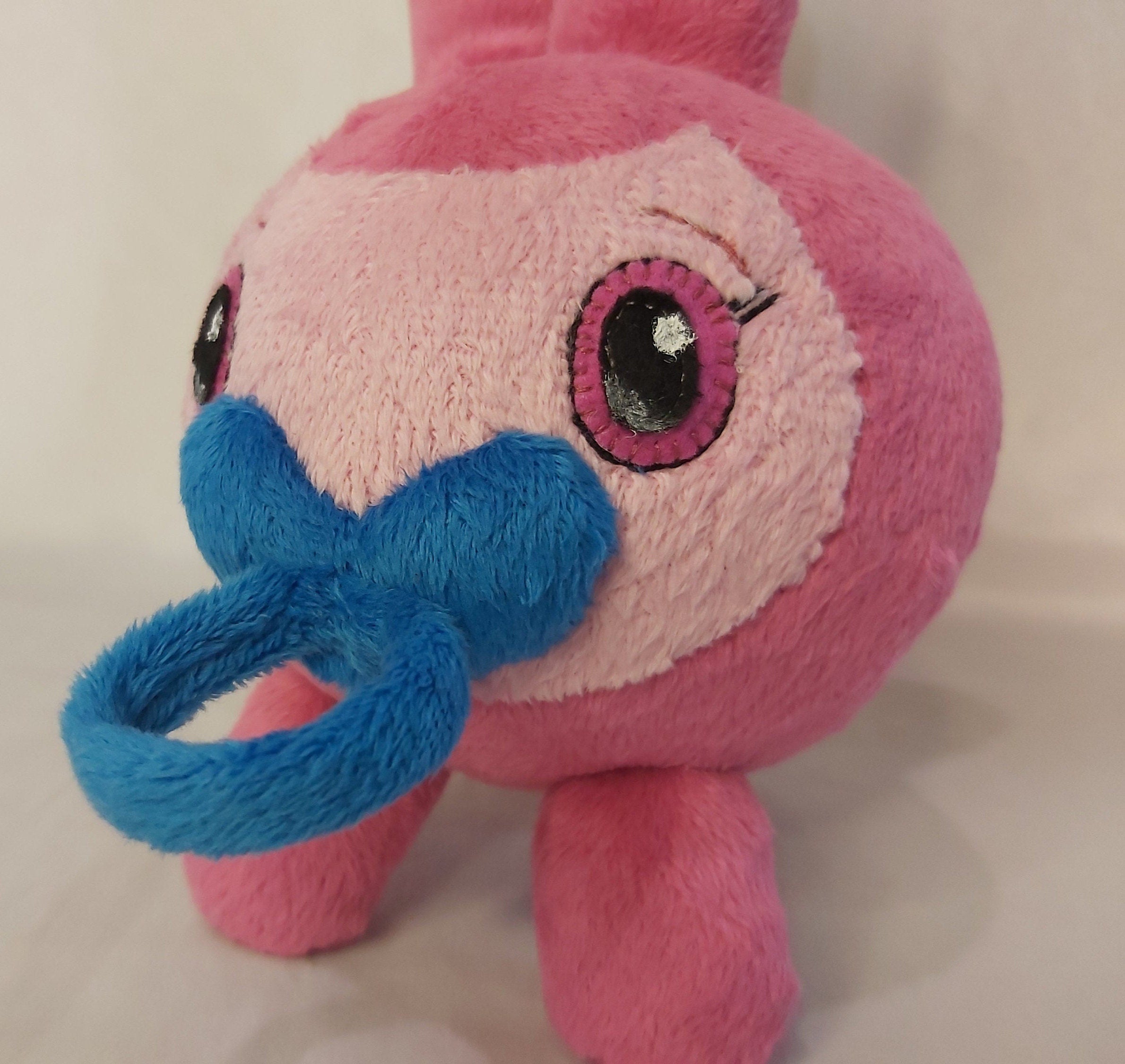 Abby Hatcher Little Doh 10,6” (27 cm) Plush Toy Catch-a-Hug Fuzzly