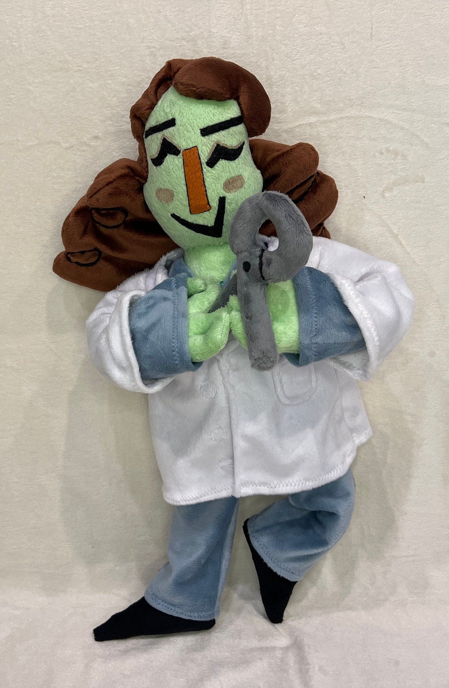 Doctor Habit of Smile For Me premium plush doll 15,7″ (40 cm) The Habitat Dr. Boris Habit variant 2