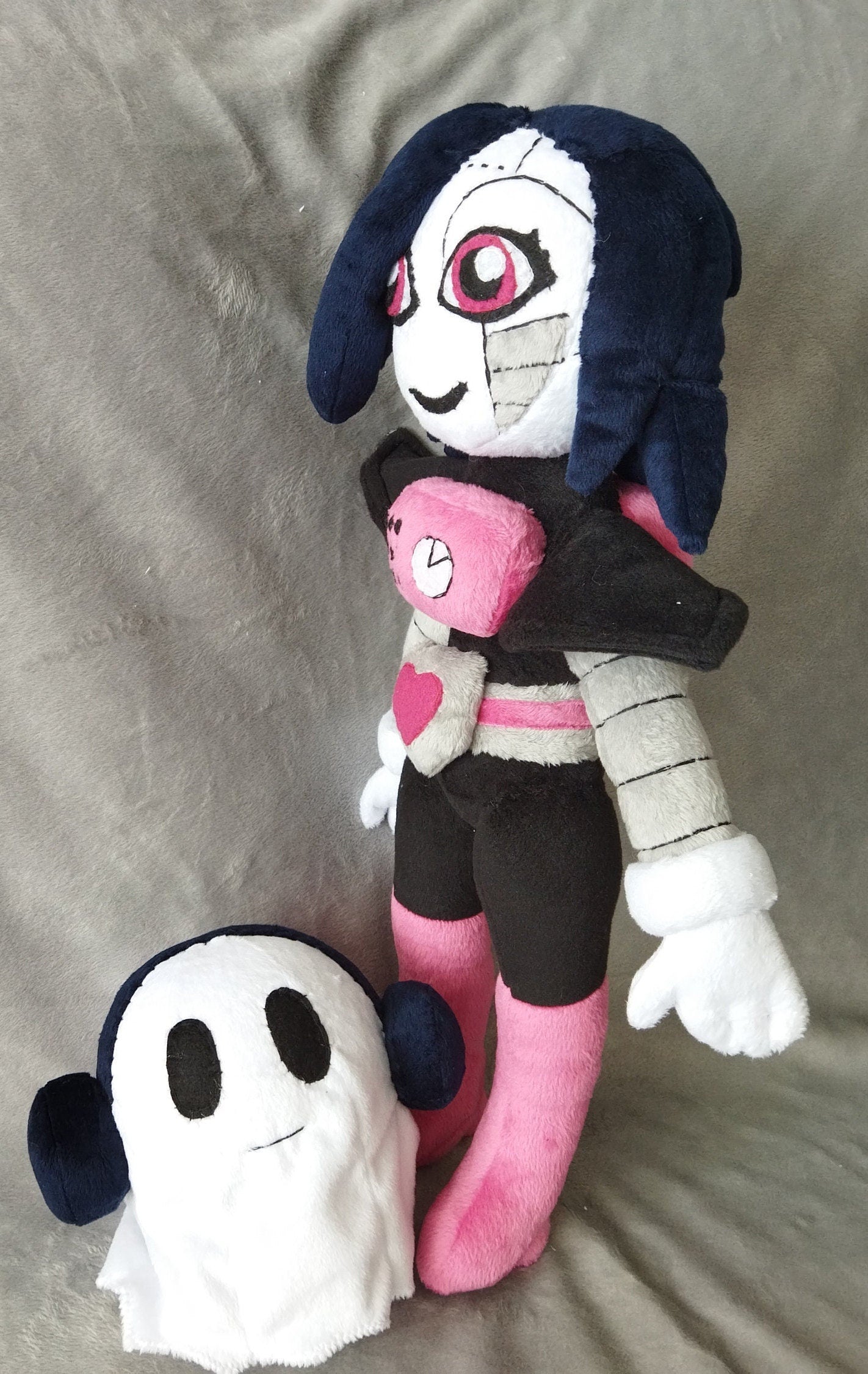 Undertale Mettaton Ex & Blooky 17.7” and 6.7” Plush Toy