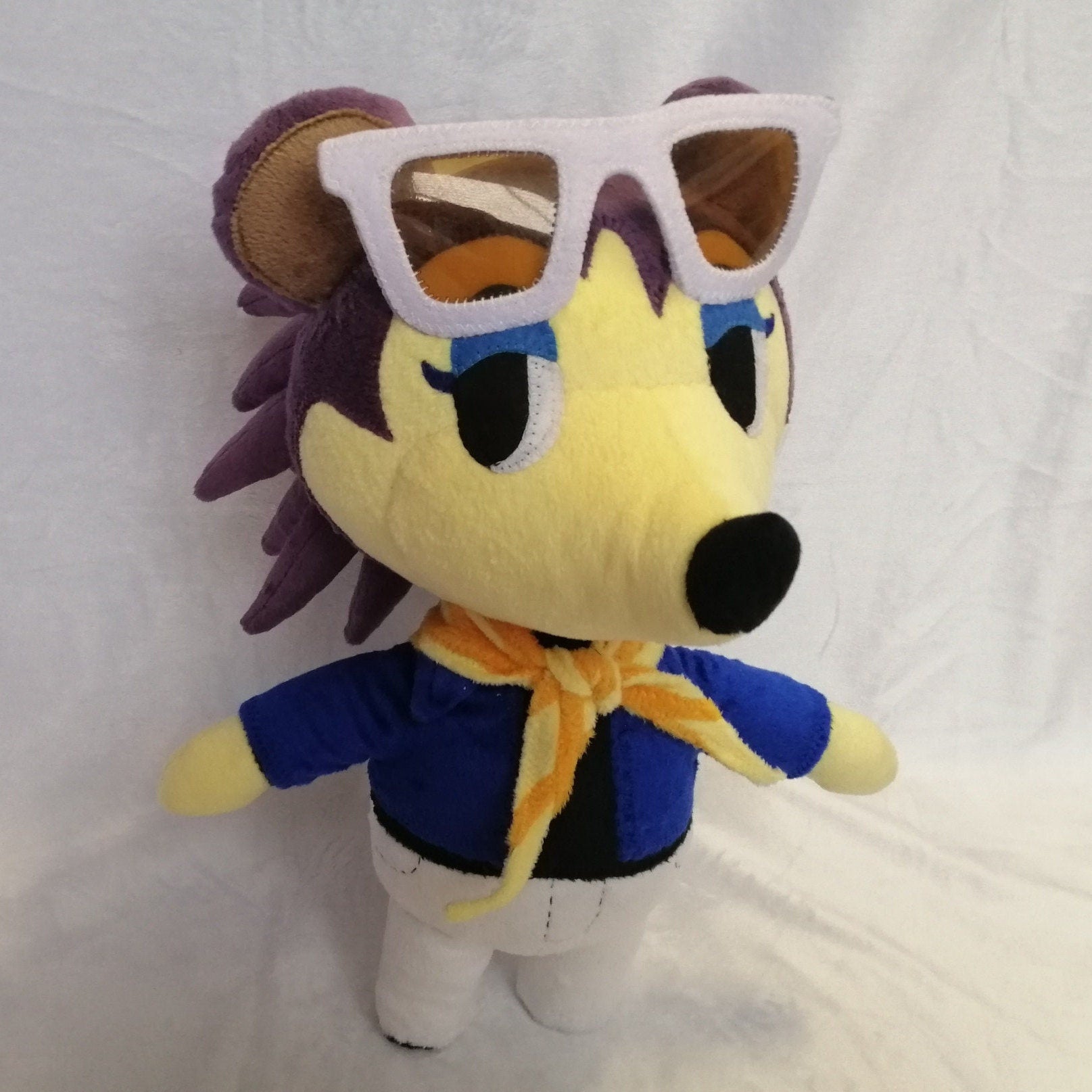 Labelle Label hedgehog from Animal Crossing 15,7” (40 cm) Plush Toy City Folk New Leaf Horizons ケイト ことの 케이트 고숙이 Trini Tili Maria Tiquette