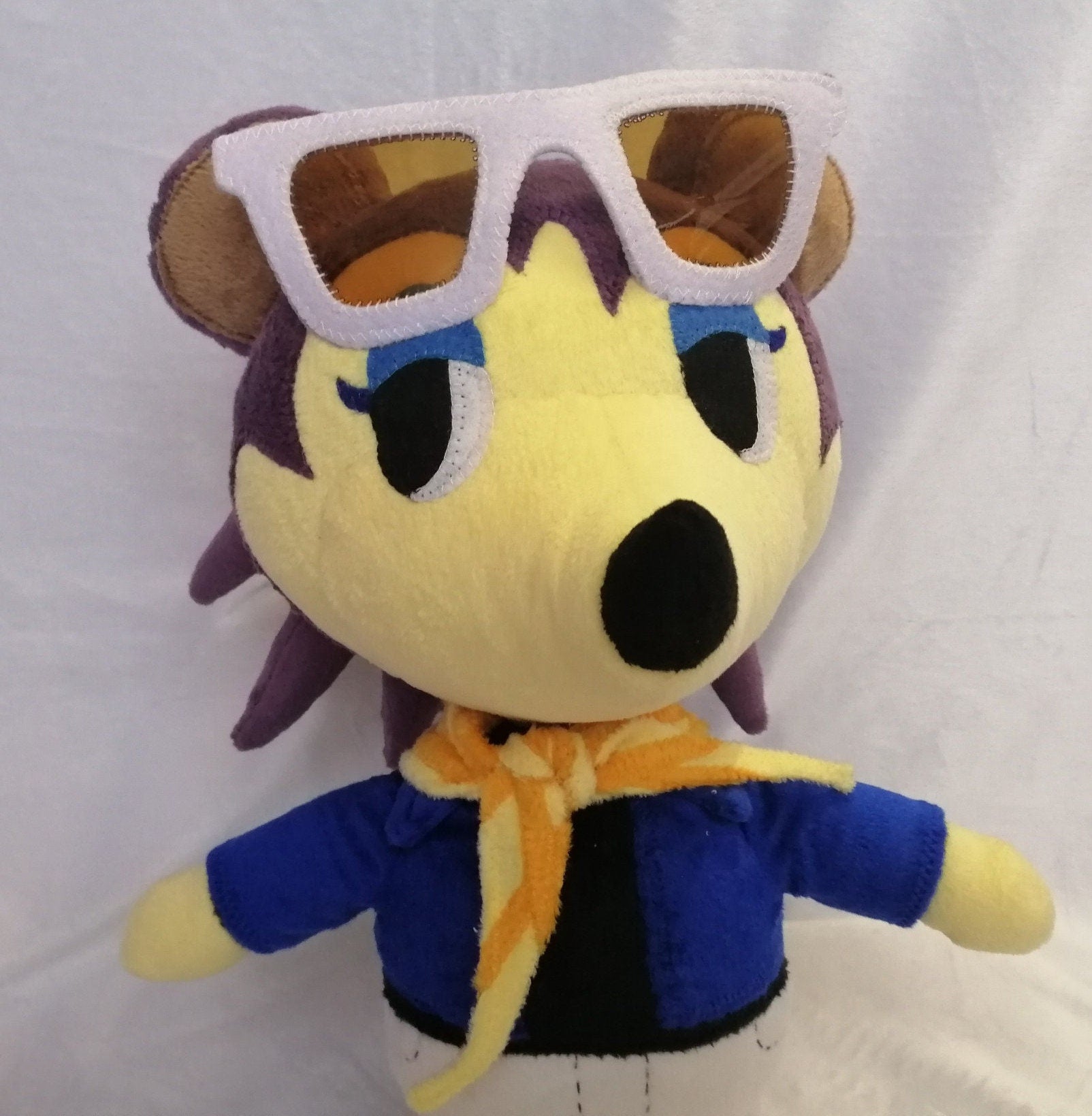 Labelle Label hedgehog from Animal Crossing 15,7” (40 cm) Plush Toy City Folk New Leaf Horizons ケイト ことの 케이트 고숙이 Trini Tili Maria Tiquette