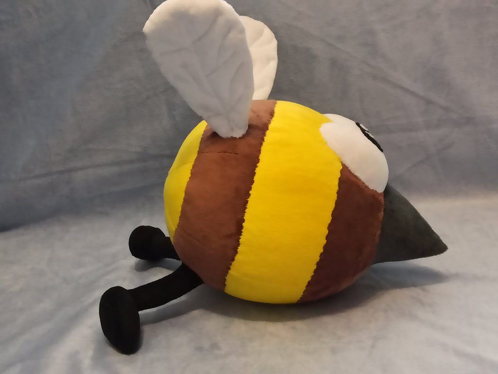 Stingby from Super Mario 11.4” (29 cm) Plush Toy ハッチン 딱끔 Abejorro Butitine Summser Zangão