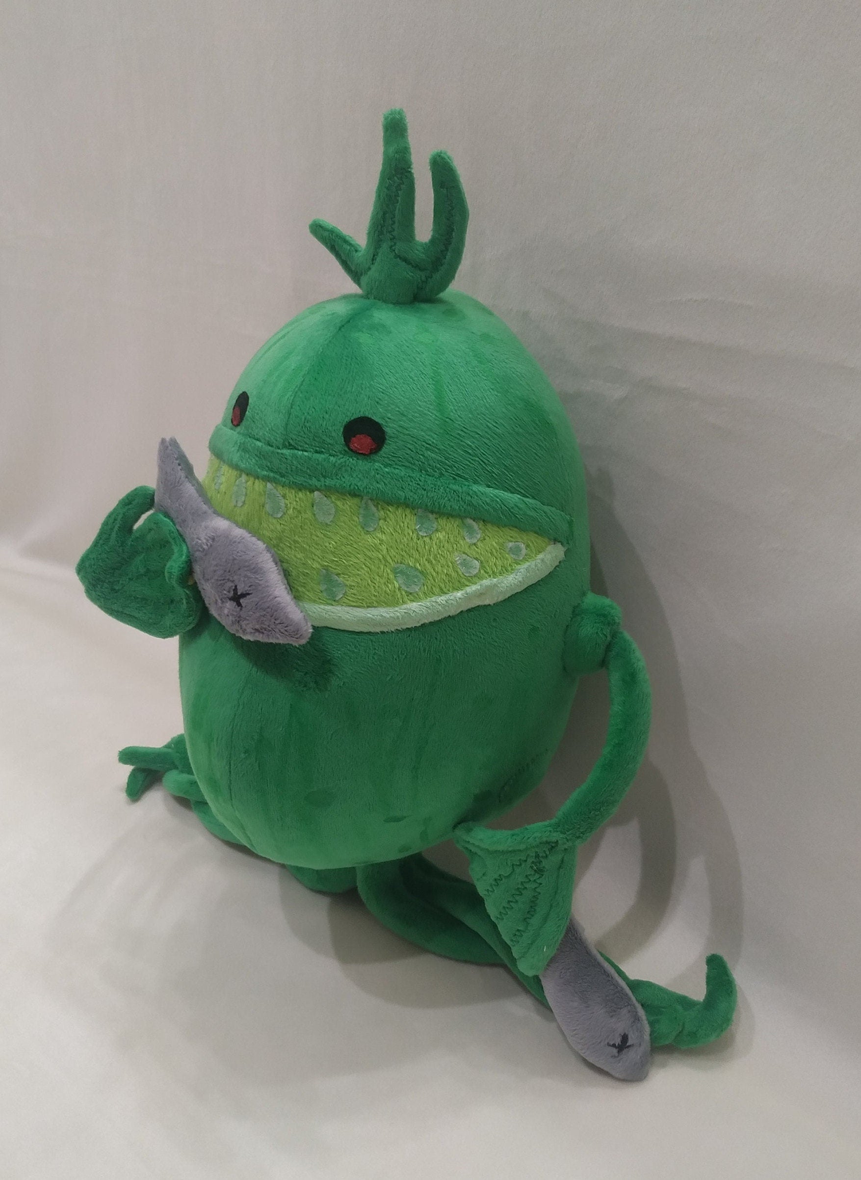 Pickle from Cloudy with a Chance of Meatballs Plush toy 14,9" (38 cm) made to order + 2 sardine fish