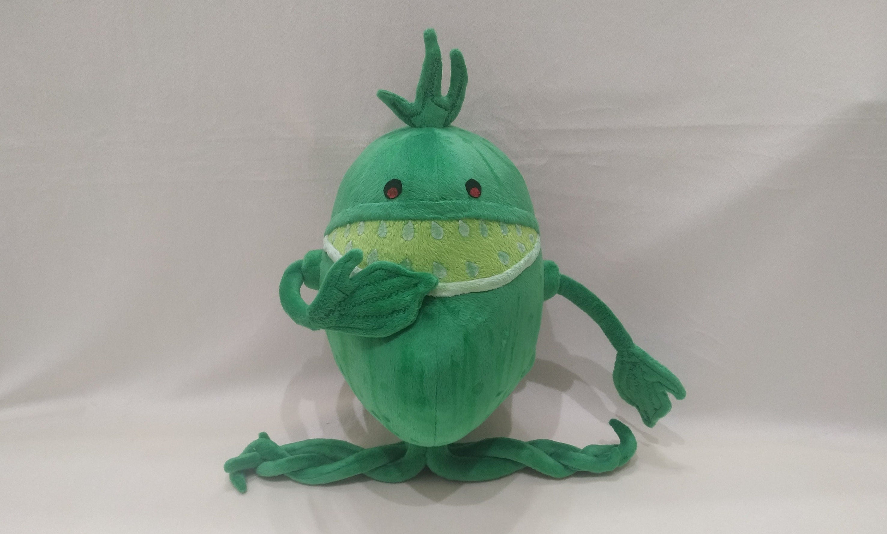 Pickle from Cloudy with a Chance of Meatballs Plush toy 14,9" (38 cm) made to order + 2 sardine fish