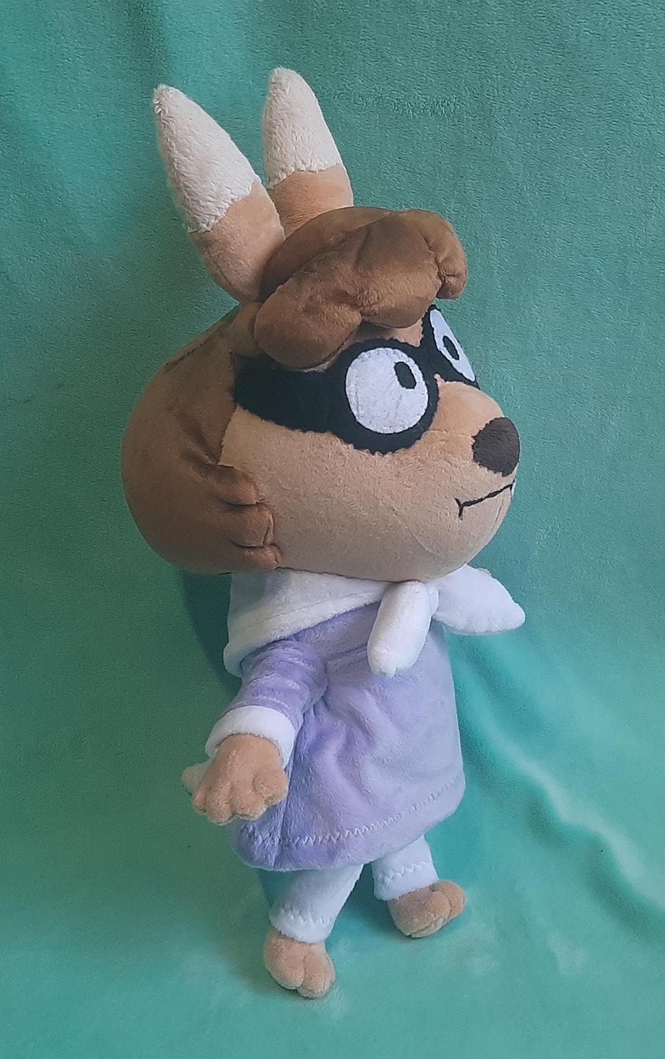 Claire from the Harvey Beaks 15,7” (40 cm) Plush Toy